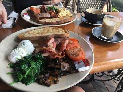 The Meeting House Cafe Restaurant