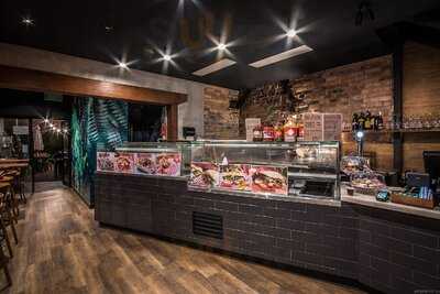 Smokin' Barry's Slow Cooked Bbq Diner