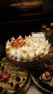 We Cafe At A'beckett Tower