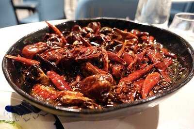 Hulu At King Street Wharf