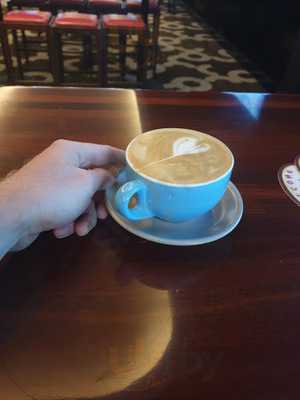 Vegas Hotel Bar& Grill