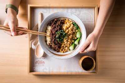 1909 Dining Precinct