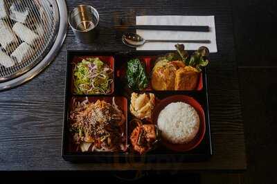 1909 Dining Precinct