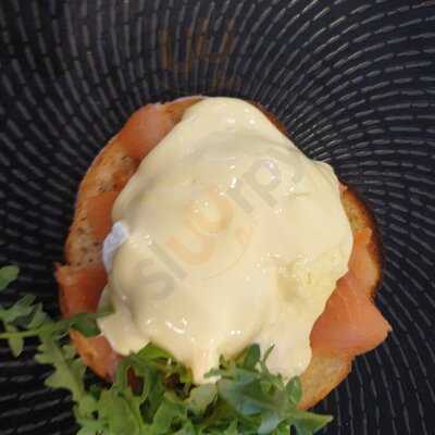 Cervo'z Cafe & Catering