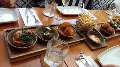 The Palms Mediterranean Bar And Grill