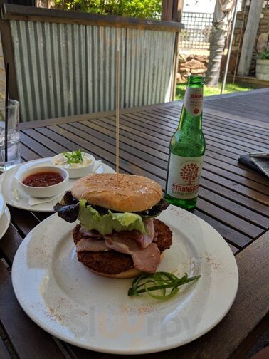 Condingup Tavern