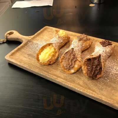 Sirone’s Pizza By The Metre