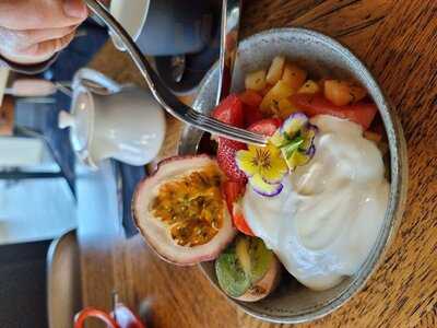 Karinya’s Restaurant & Wine Bar