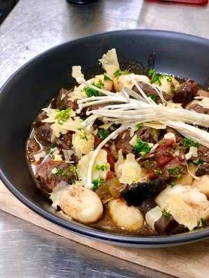 Boo's Place Cafe & Provedore