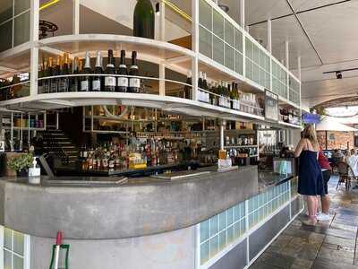 Hotel Beach House Garden City