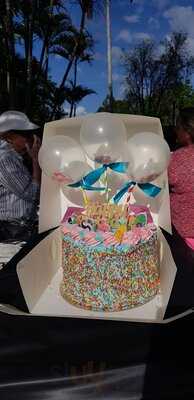 Curcio's Drive Thru Bakery