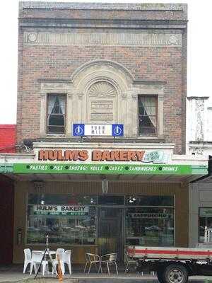 Hulm's Bakery