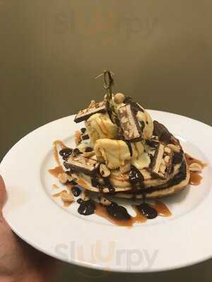 Jilarty Gelato Bar & Cafe