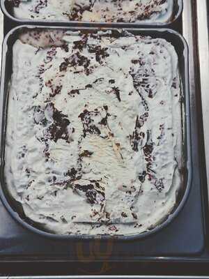 Movenpick Garden City