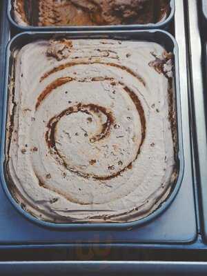 Movenpick Garden City