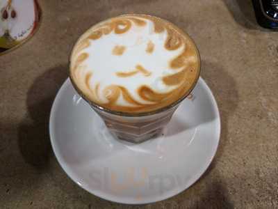 Vispo Expresso Bar And Licenced Cafe