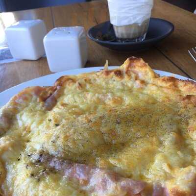 Colombo's Cafe & Pasta Bar