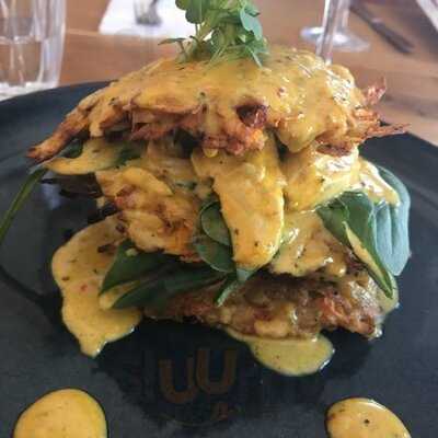 The Swae & Ivy - Bar & Restaurant