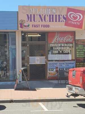 Majors Munchies