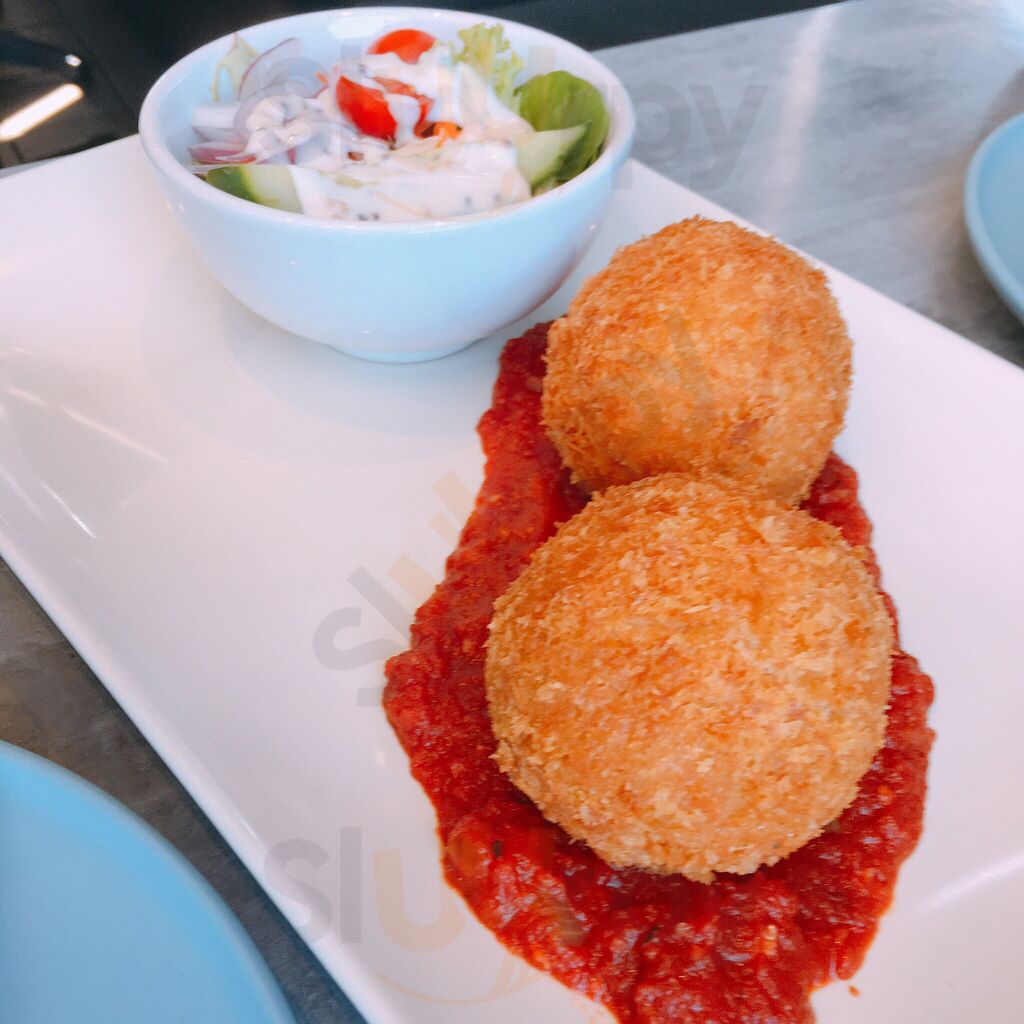 Cafe Vento - Vento Cafe Bar