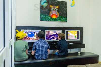 Explorers Restaurant