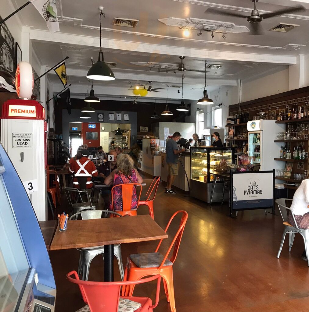 Roadies Cafe