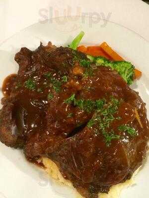 Bistro 75 At The Commonwealth Hotel Roma