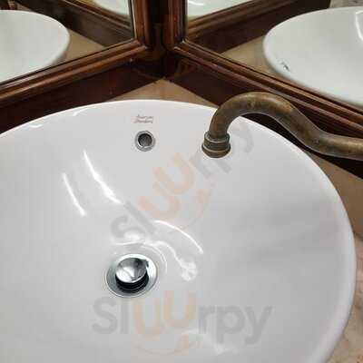 Overlander Homestead Steakhouse