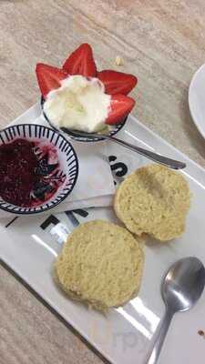 Nana's Homewares And Antiques