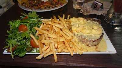 Ningaloo Lighthouse Bar & Bistro