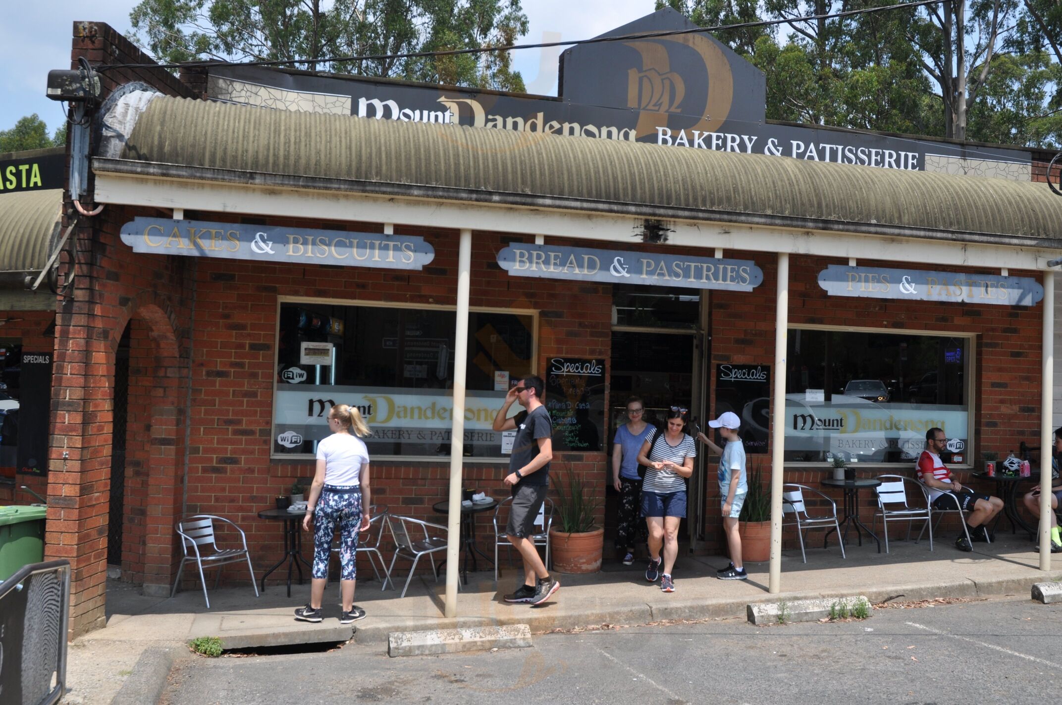 Mount Dandenong Bakery & Pattiserie
