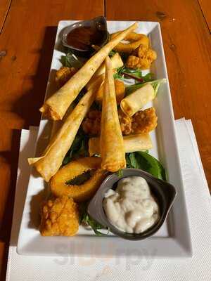 Lion Of Waterloo Tavern