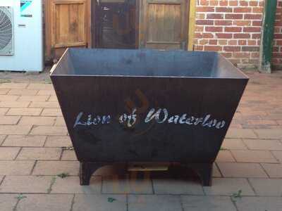 Lion Of Waterloo Tavern