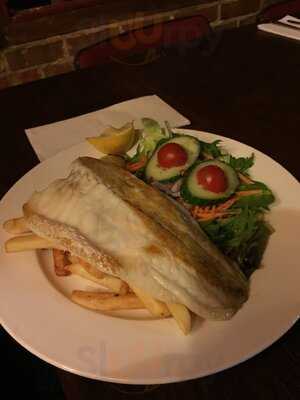 Lion Of Waterloo Tavern