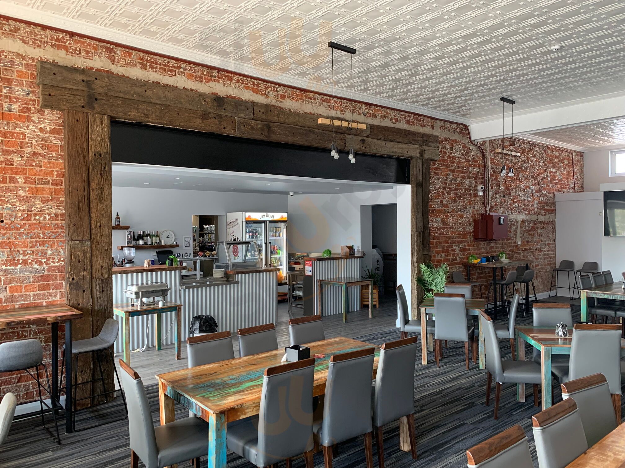 The Commercial Hotel