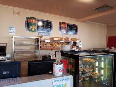 Bossimi's Bakehouse & Cafe