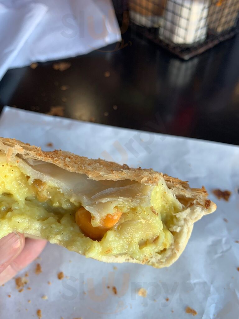 Bossimi's Bakehouse & Cafe