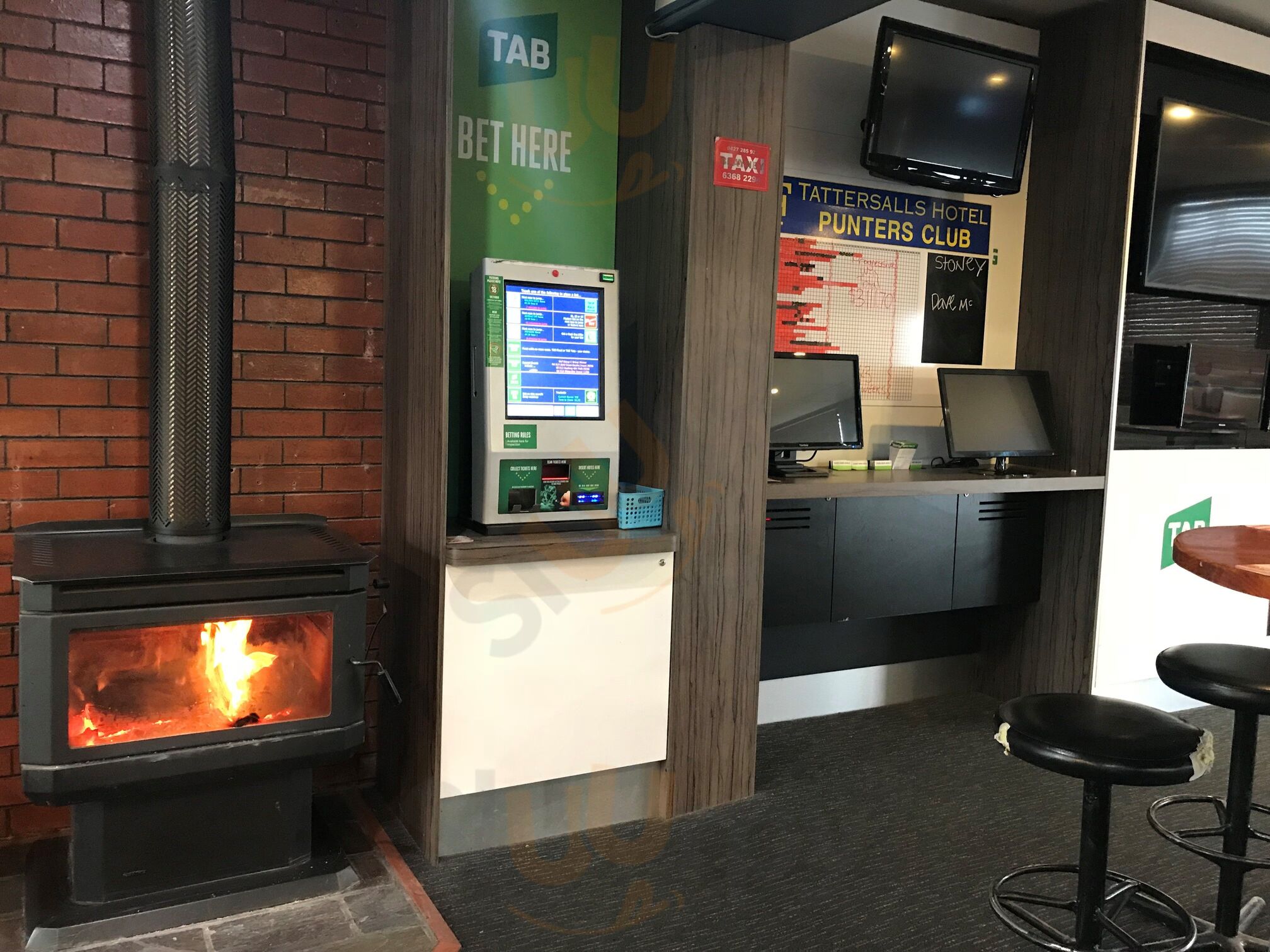 Tattersalls Hotel Blayney