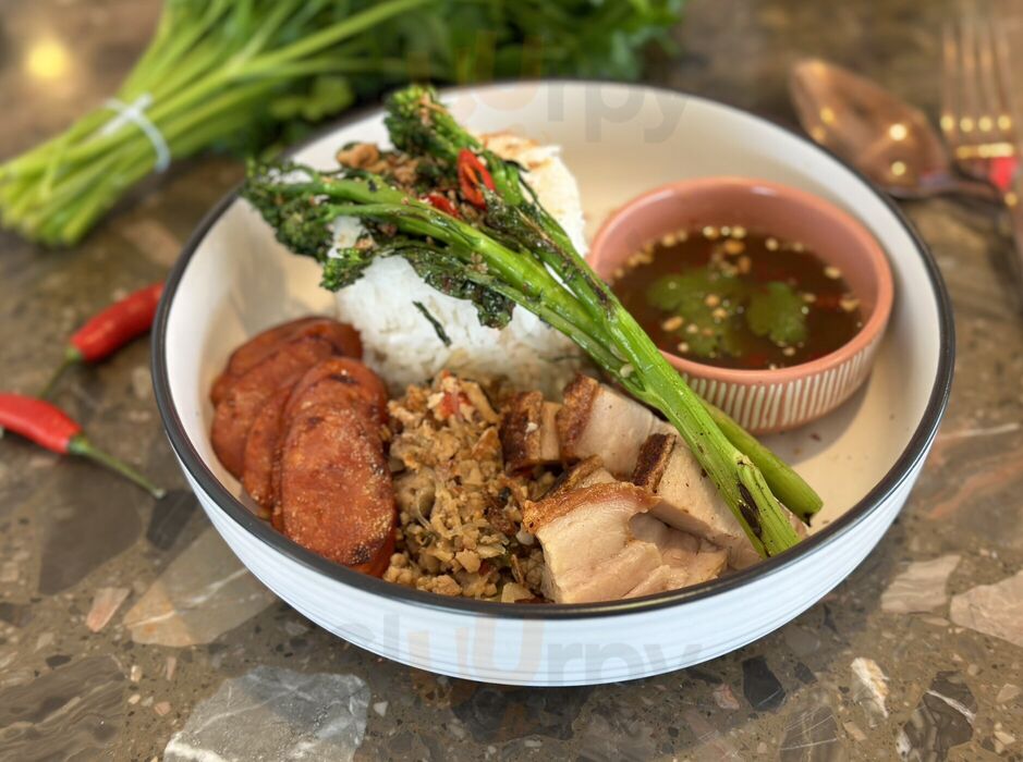 Penguin House - Asian Fusion Restaurant