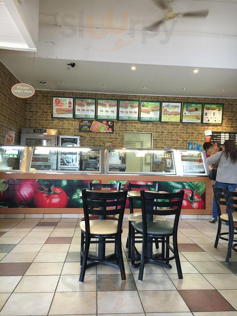Subway Uralla