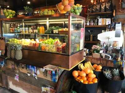 Chuu Salad And Juice Bar