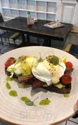 Chuu Salad And Juice Bar