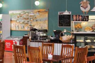 The Shed Cafe Restaurant