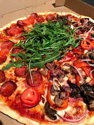 Planet Pizza - Glebe