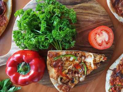 Manousheh Pizza On Crown