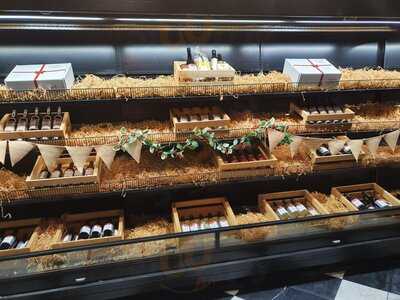 Fratelli Famous Pizzeria