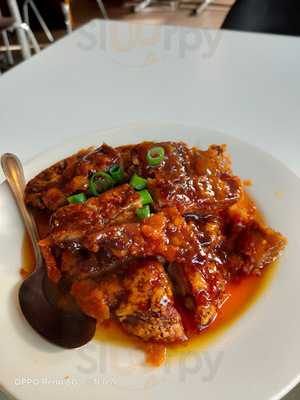 Golden Island Chinese Take Away