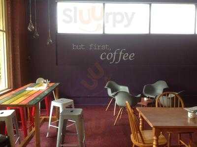 Four Sisters Coffee Shop