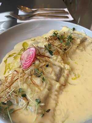 Chrismont Restaurant And Larder