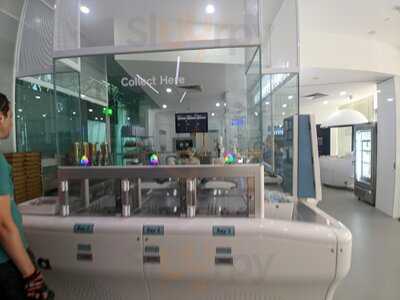 Niska Robotic Ice Cream Bar